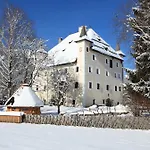 Schloss Saalhof Lägenhet Maishofen
