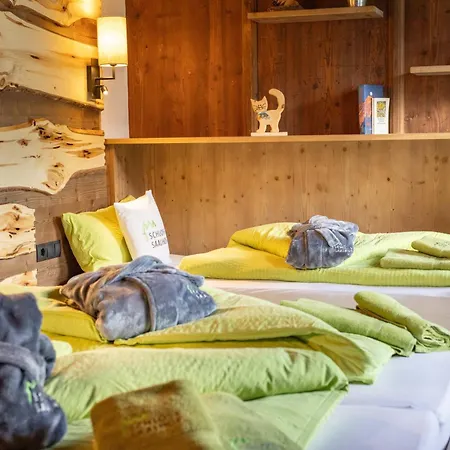Schloss Saalhof- Schlossflair, Wellnessauszeit, Bauernhofleben, Familienzeit Im Historischen Zentral Zwischen Zell Am Und Saalbach-hinterglemm * Maishofen