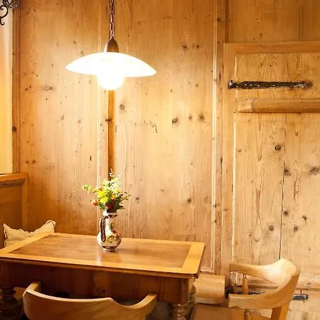 Schloss Saalhof Lejlighed Maishofen