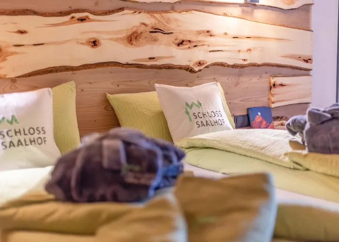 Schloss Saalhof Maishofen