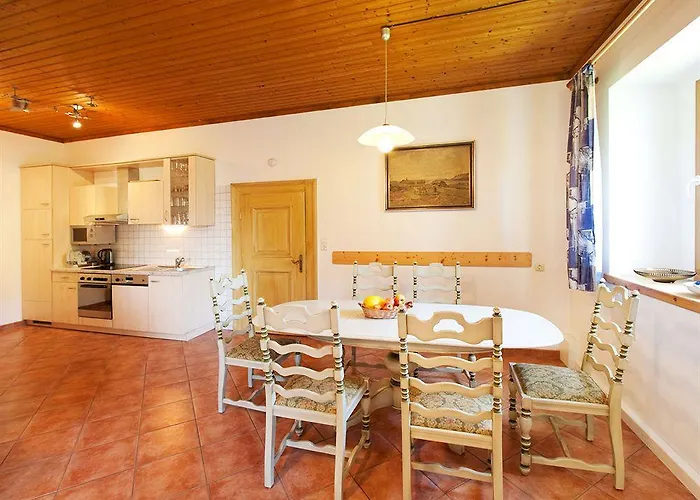 Schloss Saalhof Maishofen